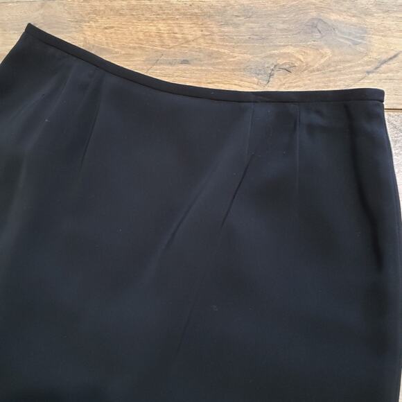 Kasper Black Knee Length Career Pencil Skirt 8P Minimal Capsule Office Basic - Picture 3 of 8